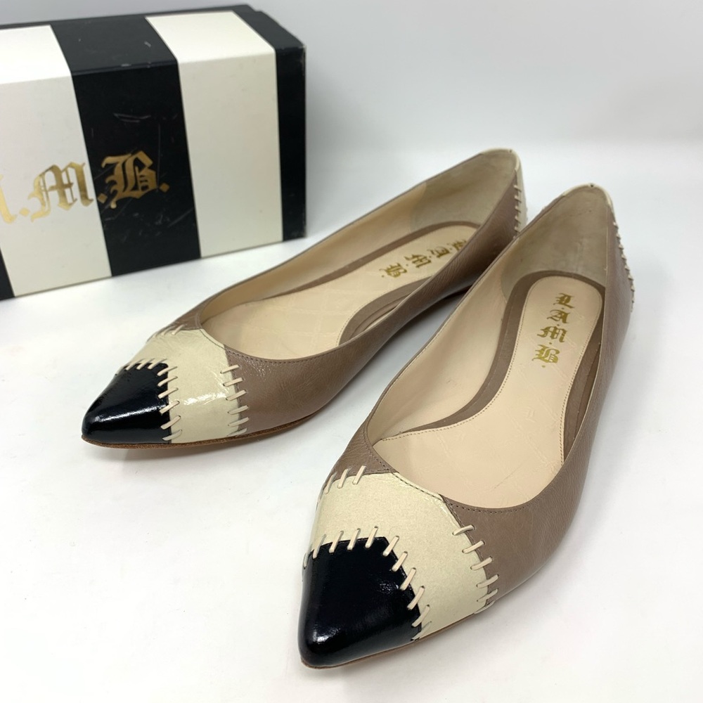L.A.M.B Diamond Flats